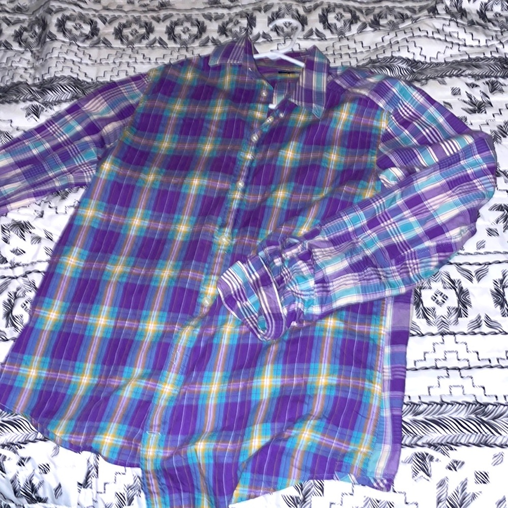 Gap Original fit button up long sleeved shirt. Size large.